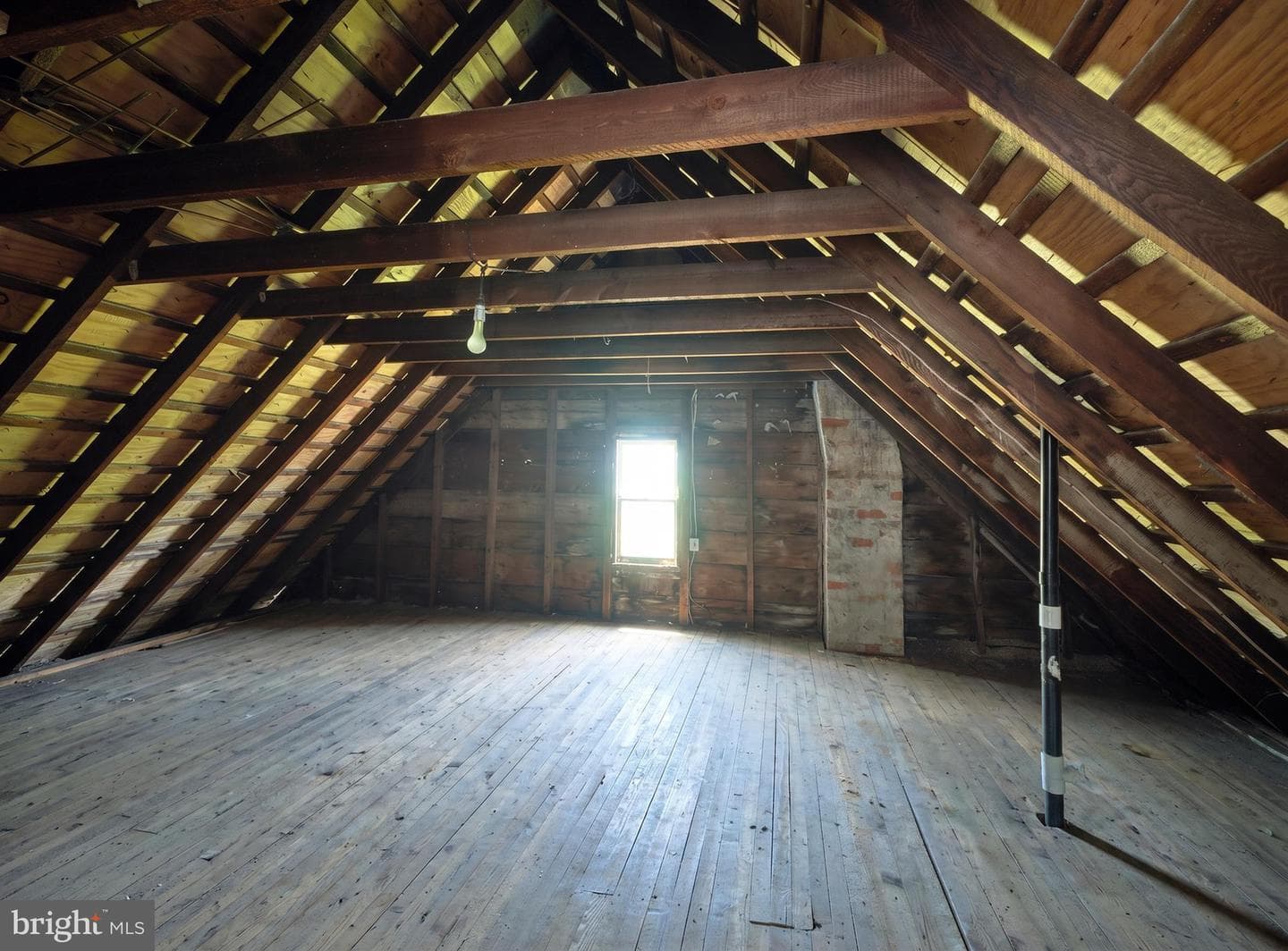 111 E Broad Street photo 21