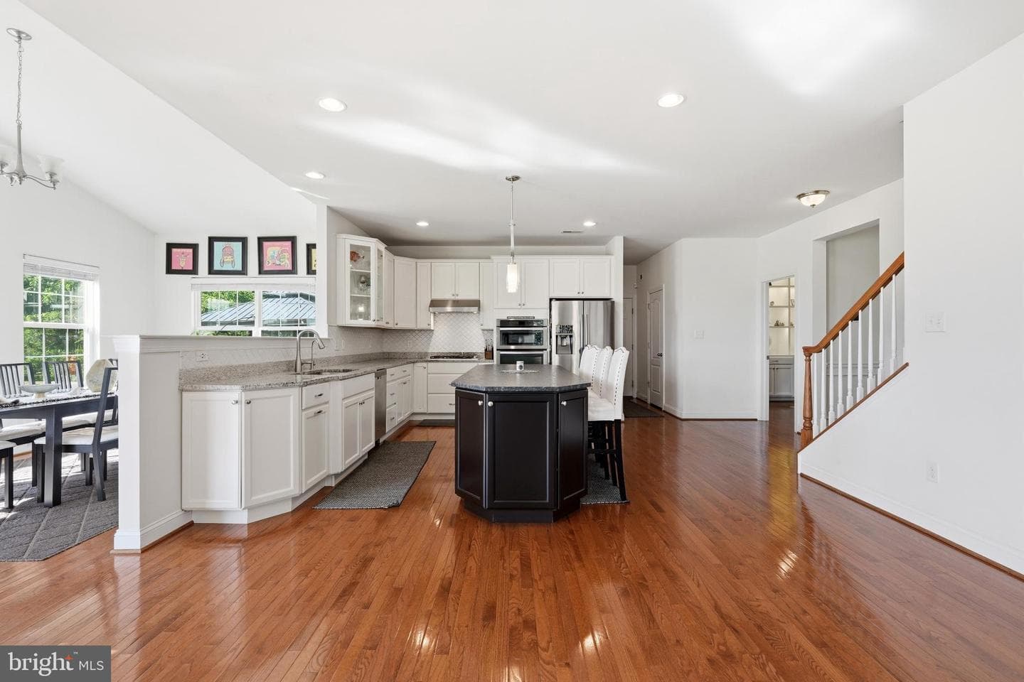 914 Hilltown Pike photo 11