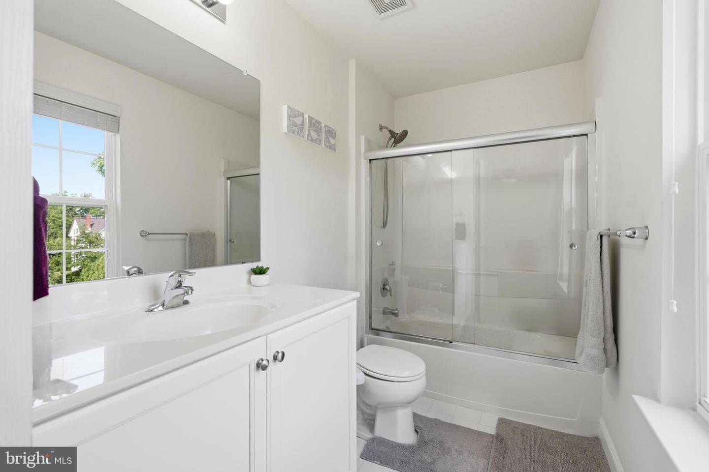 914 Hilltown Pike photo 56