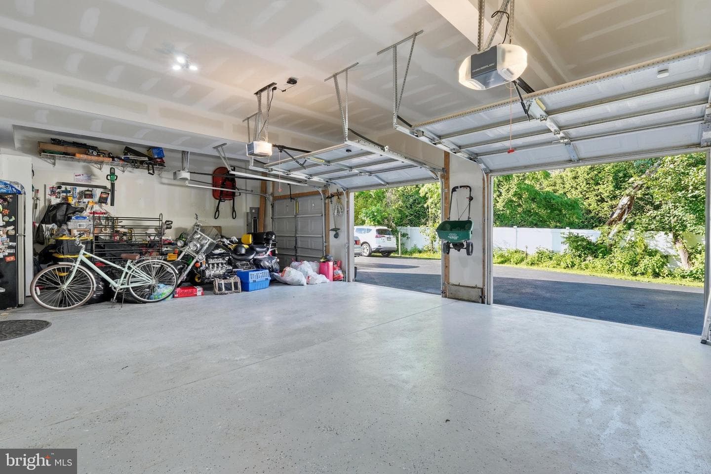 914 Hilltown Pike photo 73