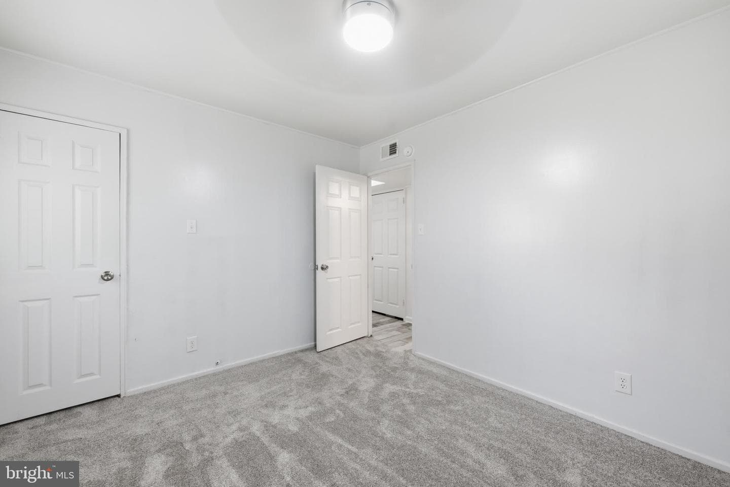 812 Rennard Lane photo 14