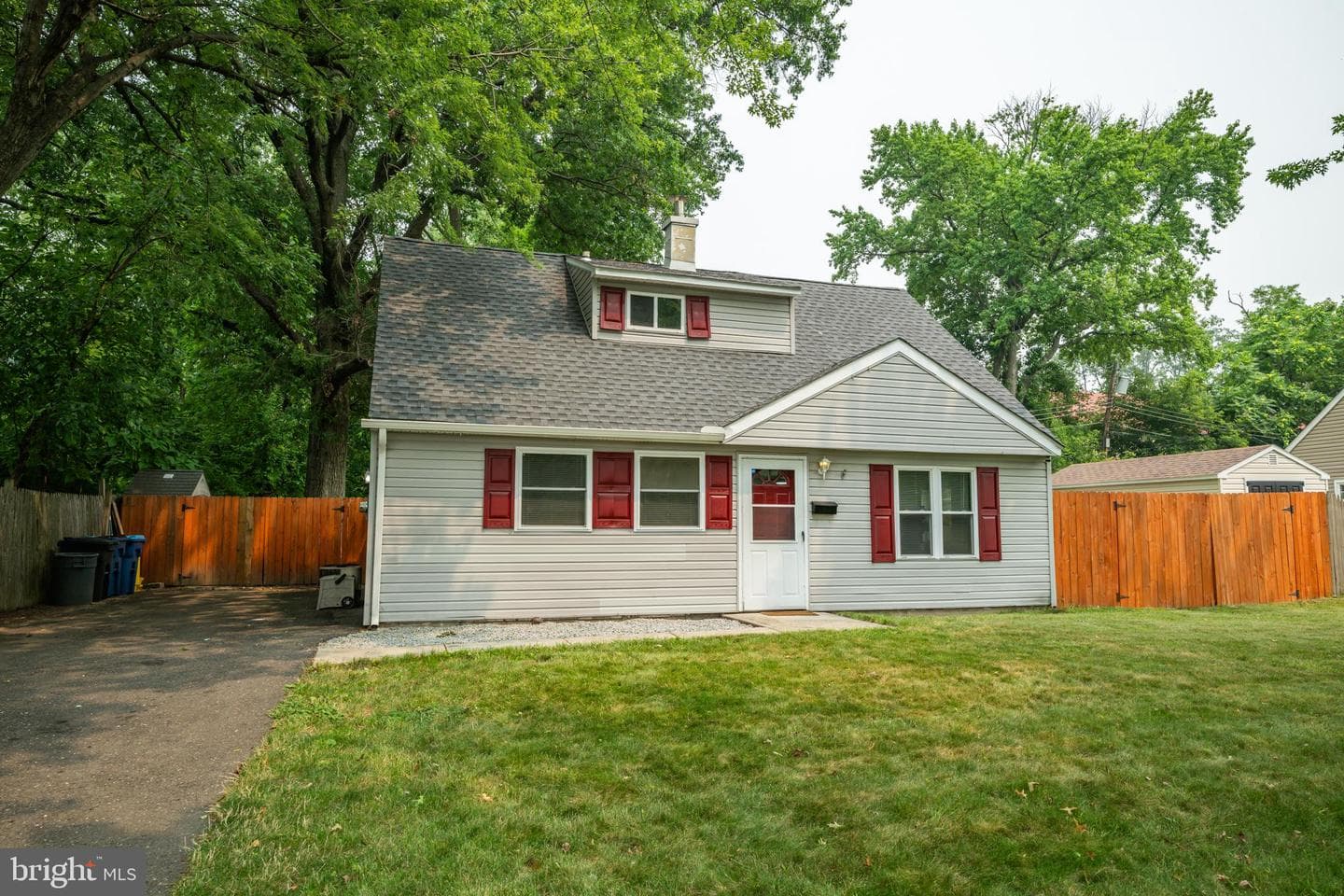 812 Rennard Lane photo 28