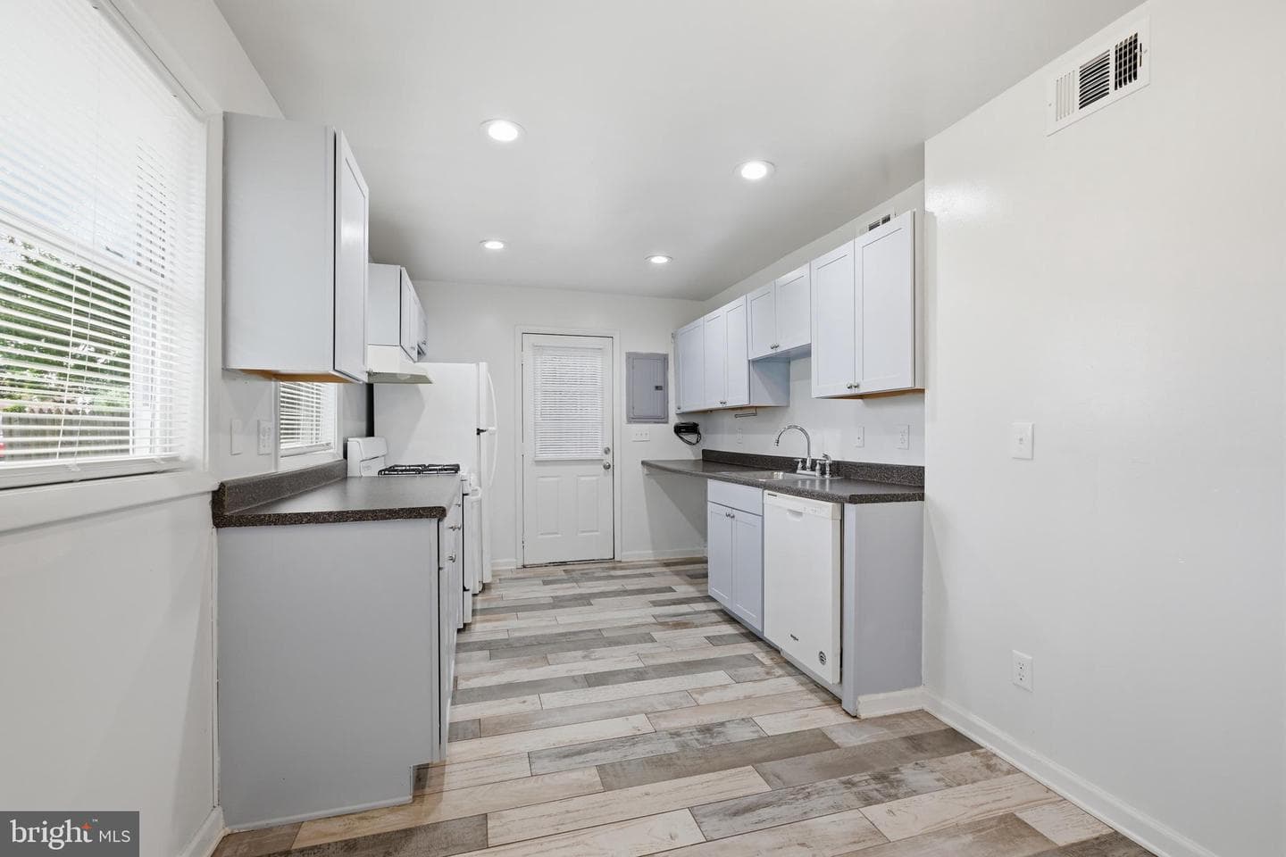 812 Rennard Lane photo 6