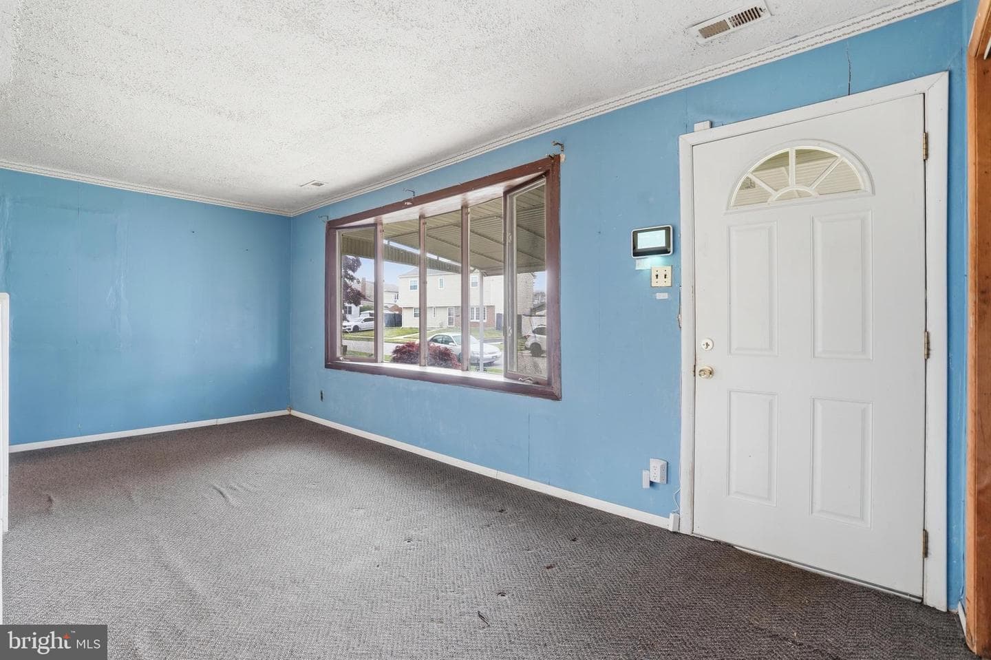 3824 Kingston Way photo 4