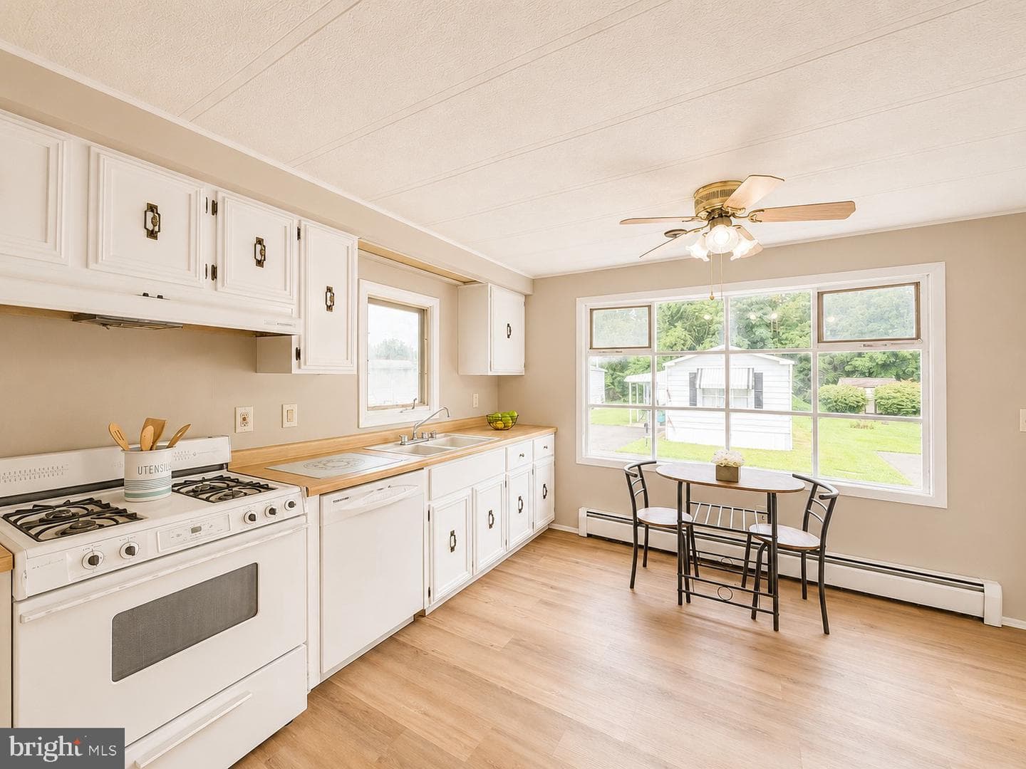 305 Wilson Drive photo 4