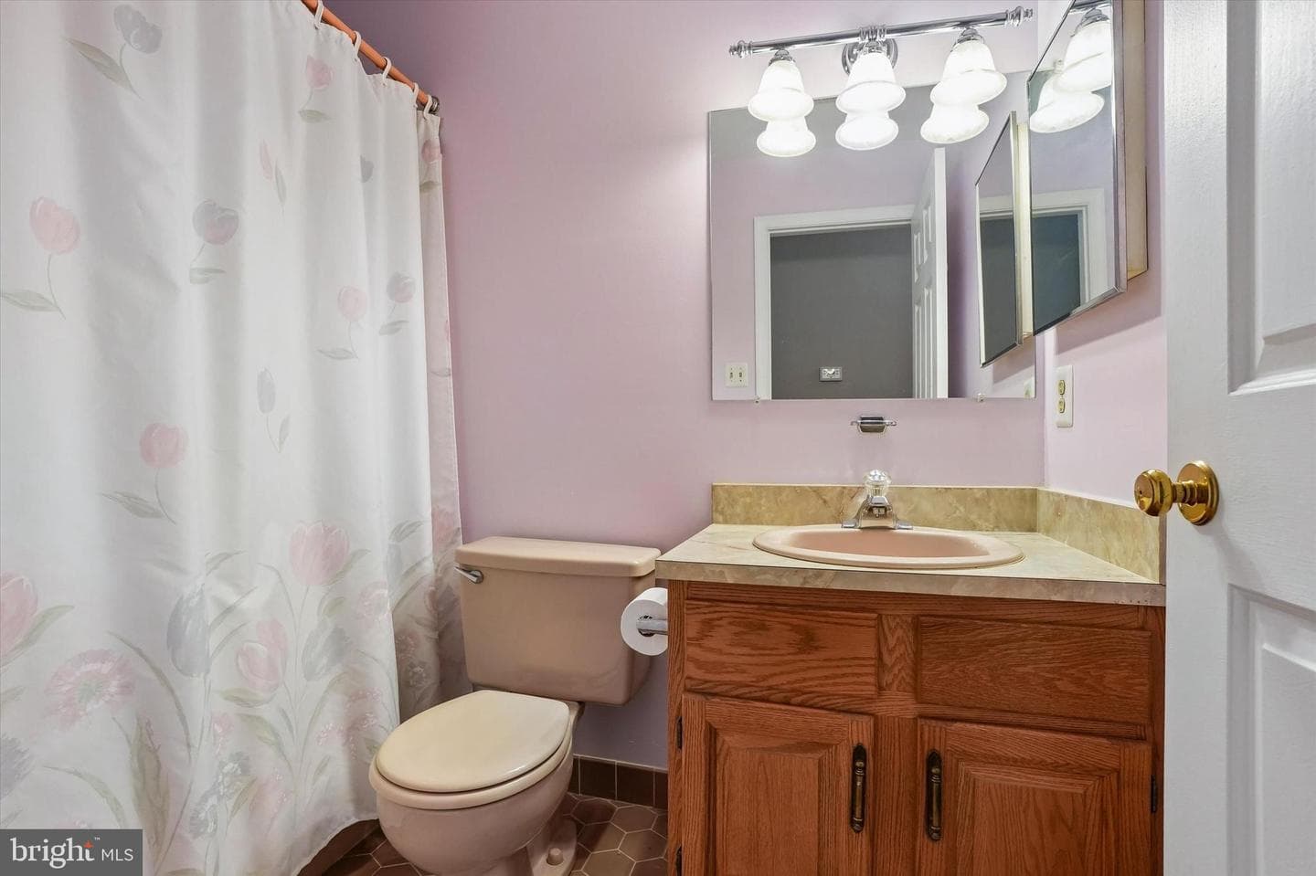 462 Redbud Court photo 14