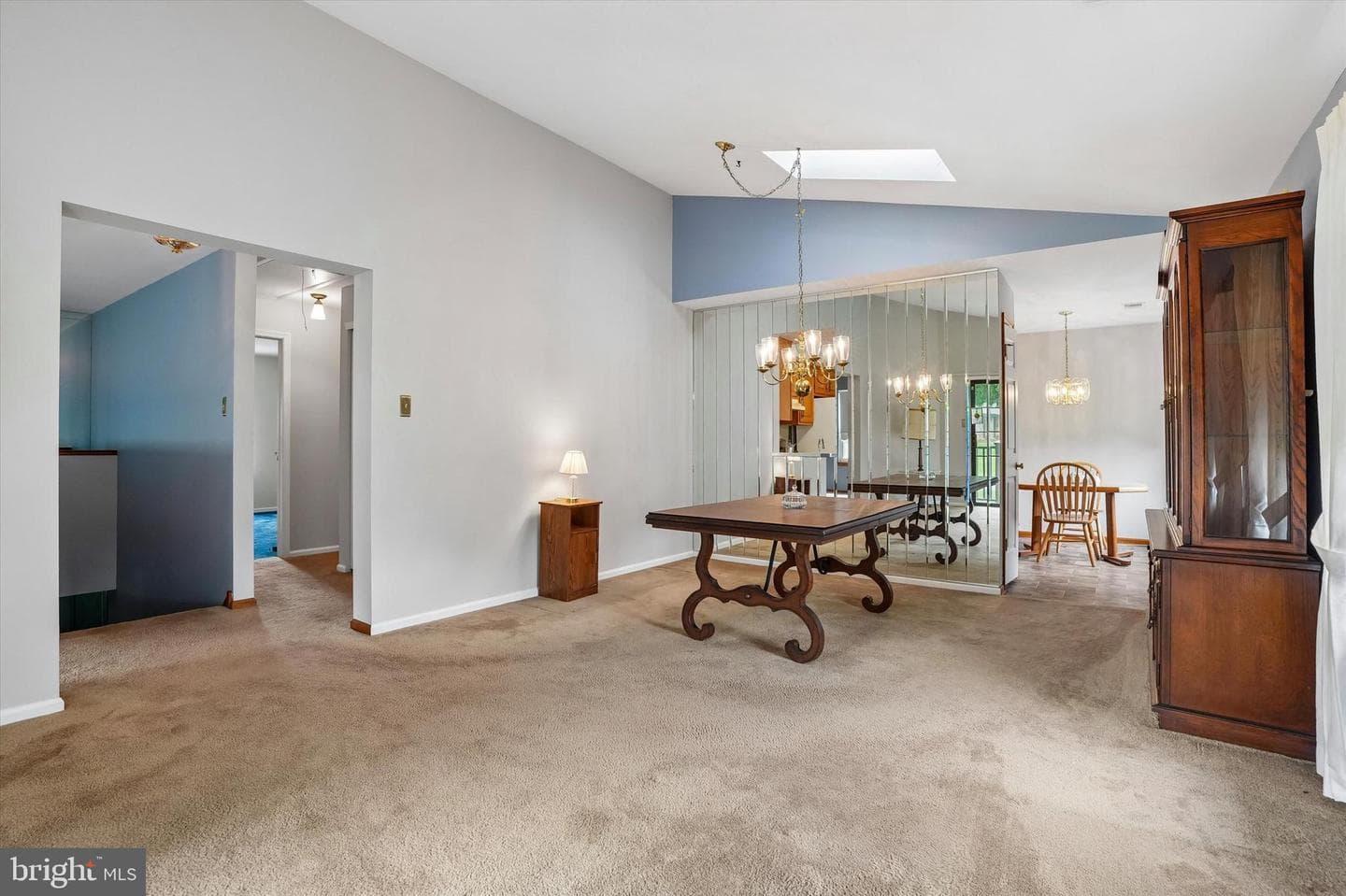462 Redbud Court photo 7
