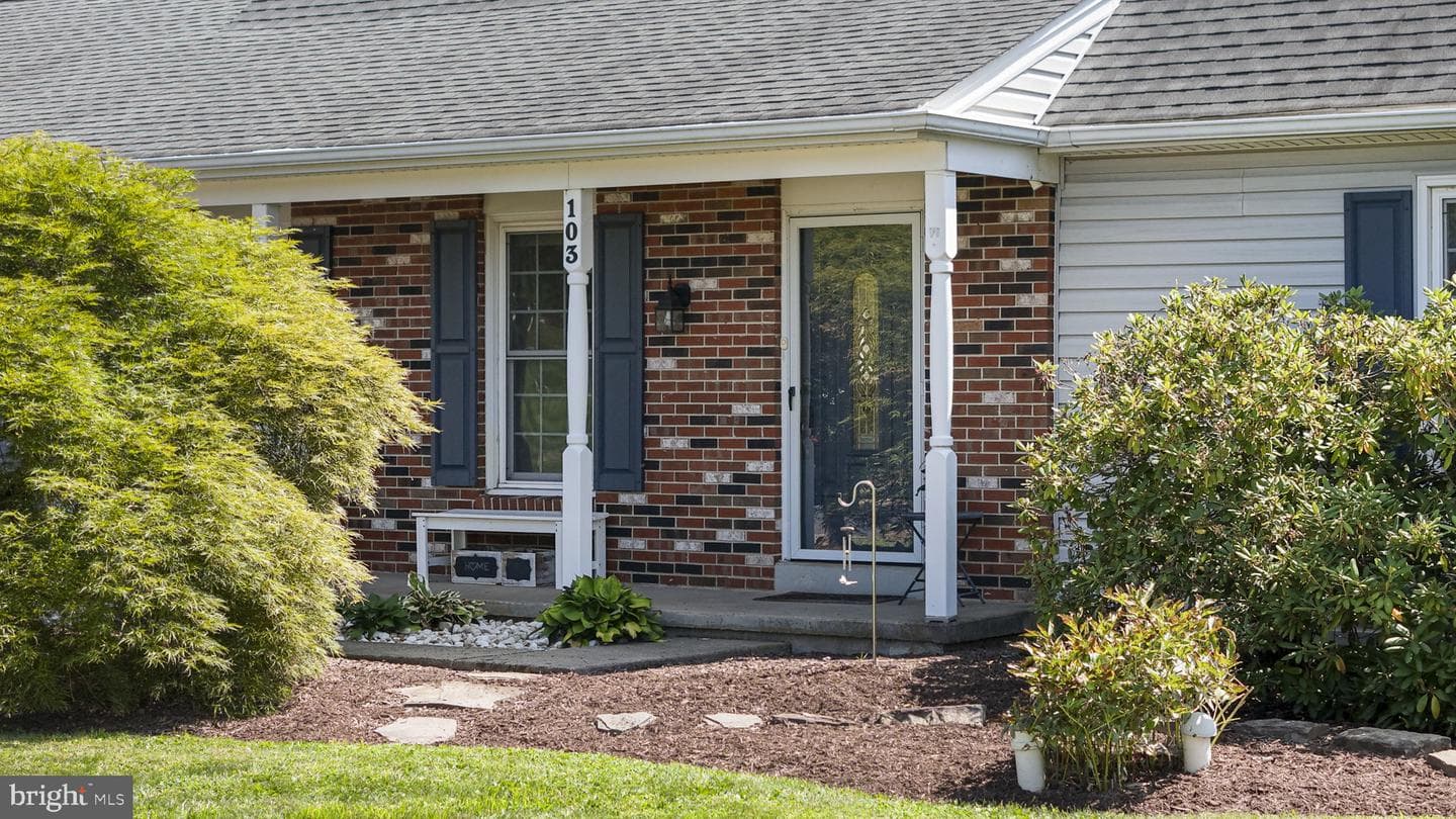 103 Sterling Drive photo 33