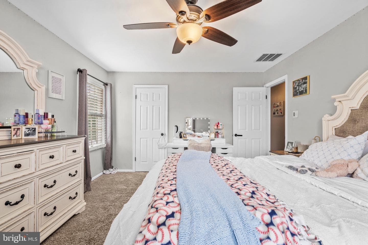 112 Carmen Lane photo 25