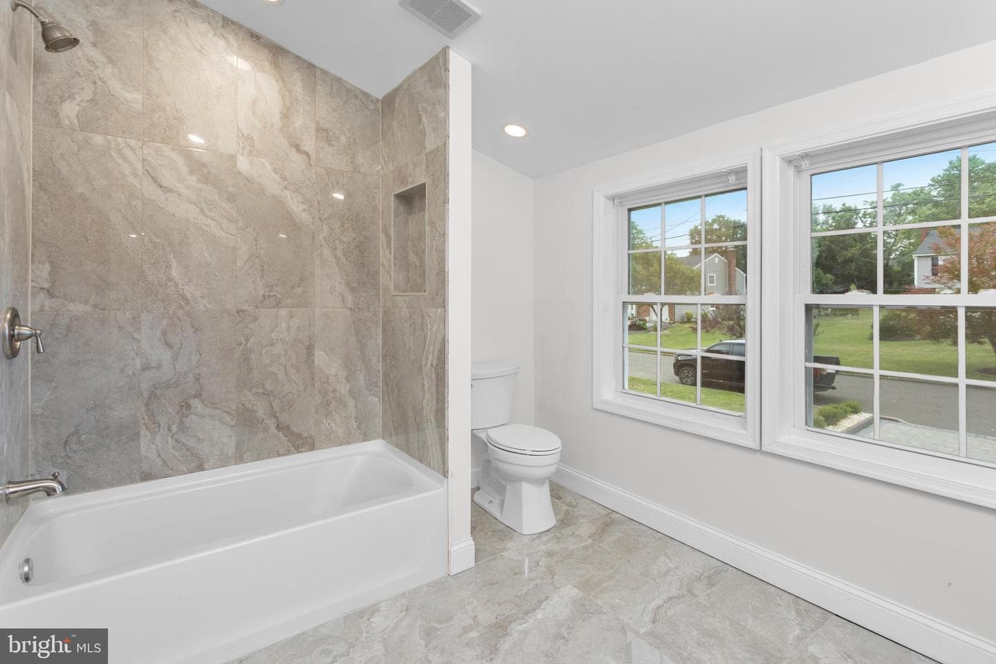 235 Valley Drive photo 28