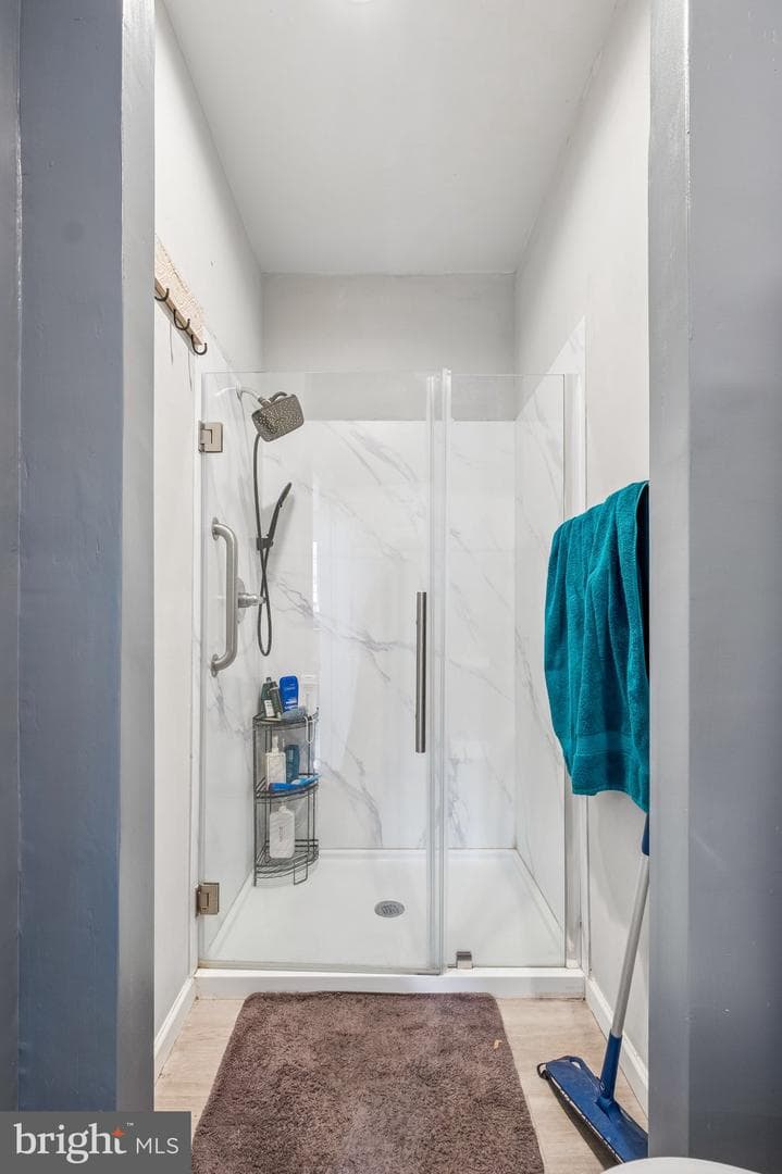 211 Tollgate Road photo 11