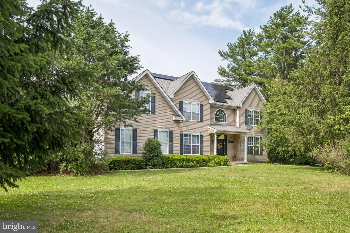 211 Tollgate Road photo 3