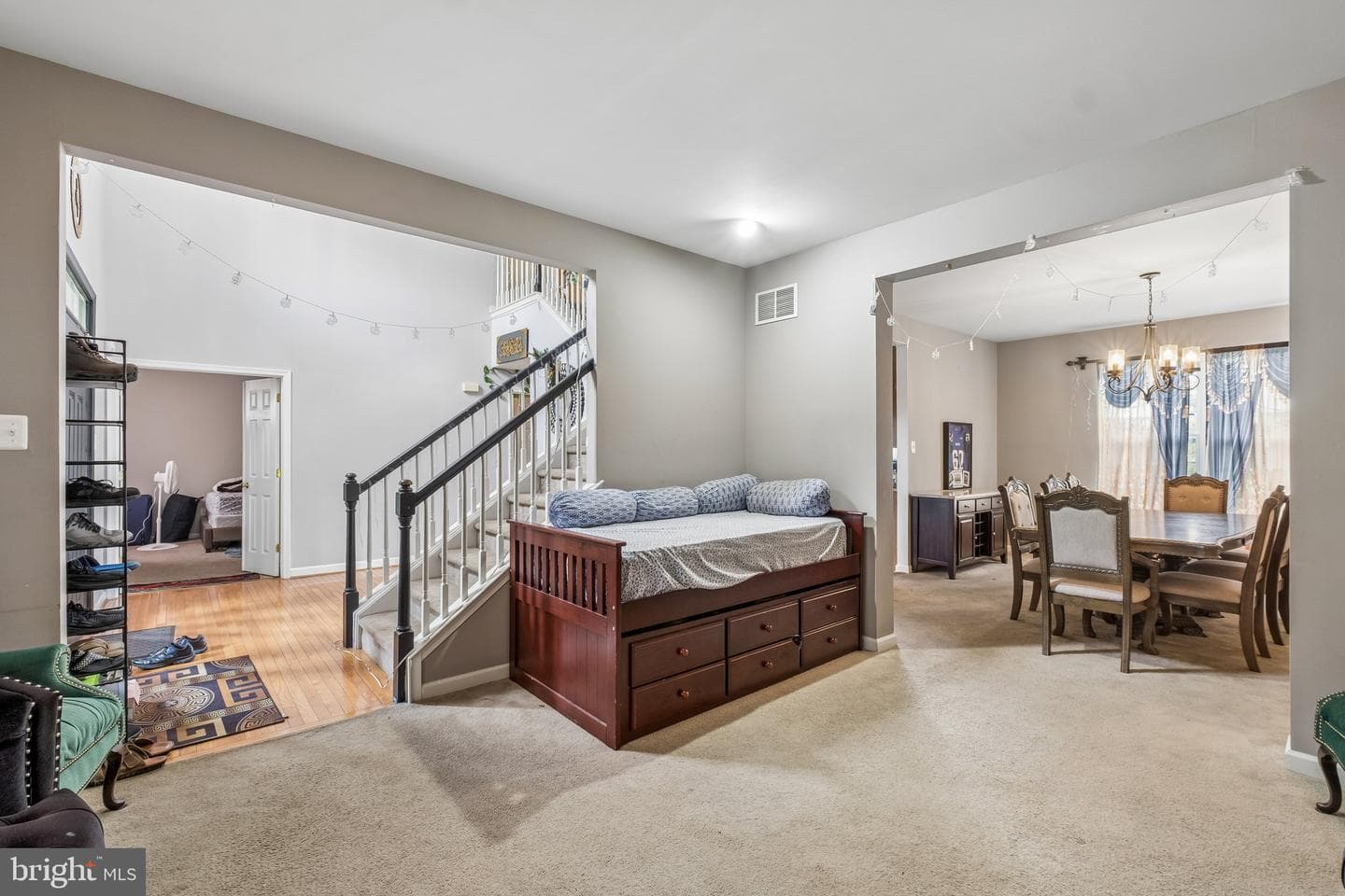 211 Tollgate Road photo 6