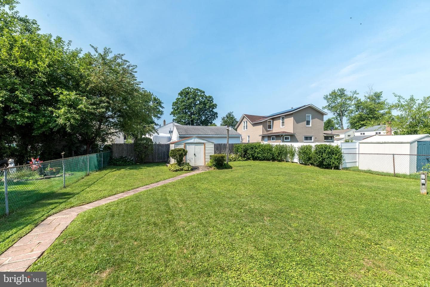 480 Nemoral Street photo 4