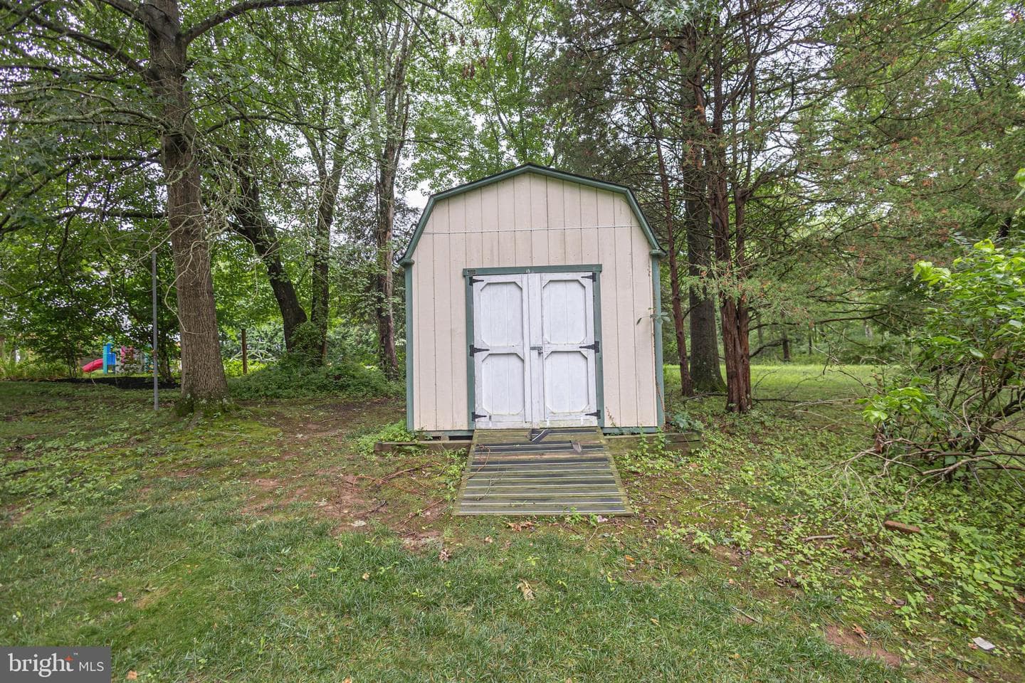 327 Thistle Lane photo 47