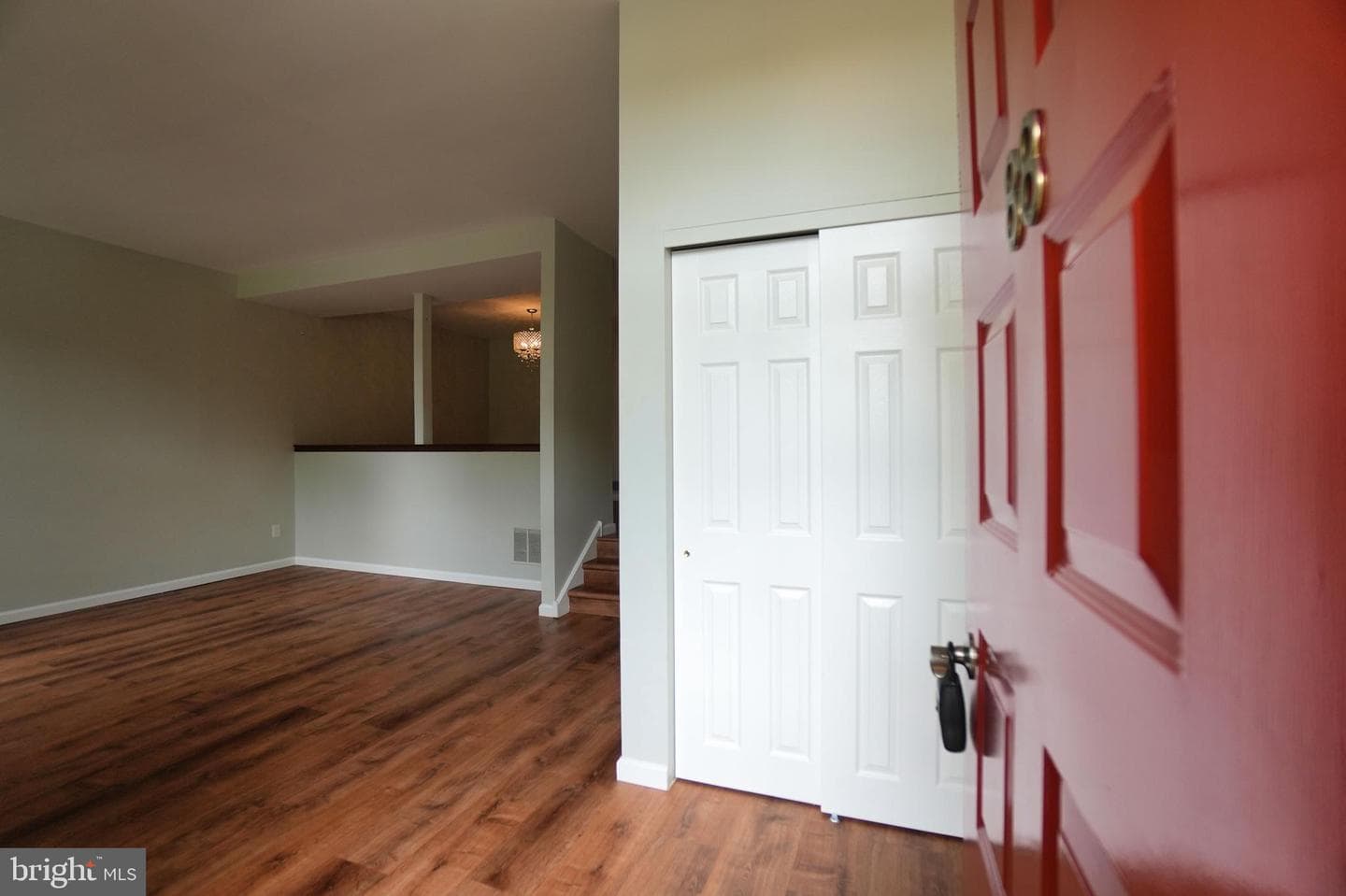 88 Palace Court photo 5