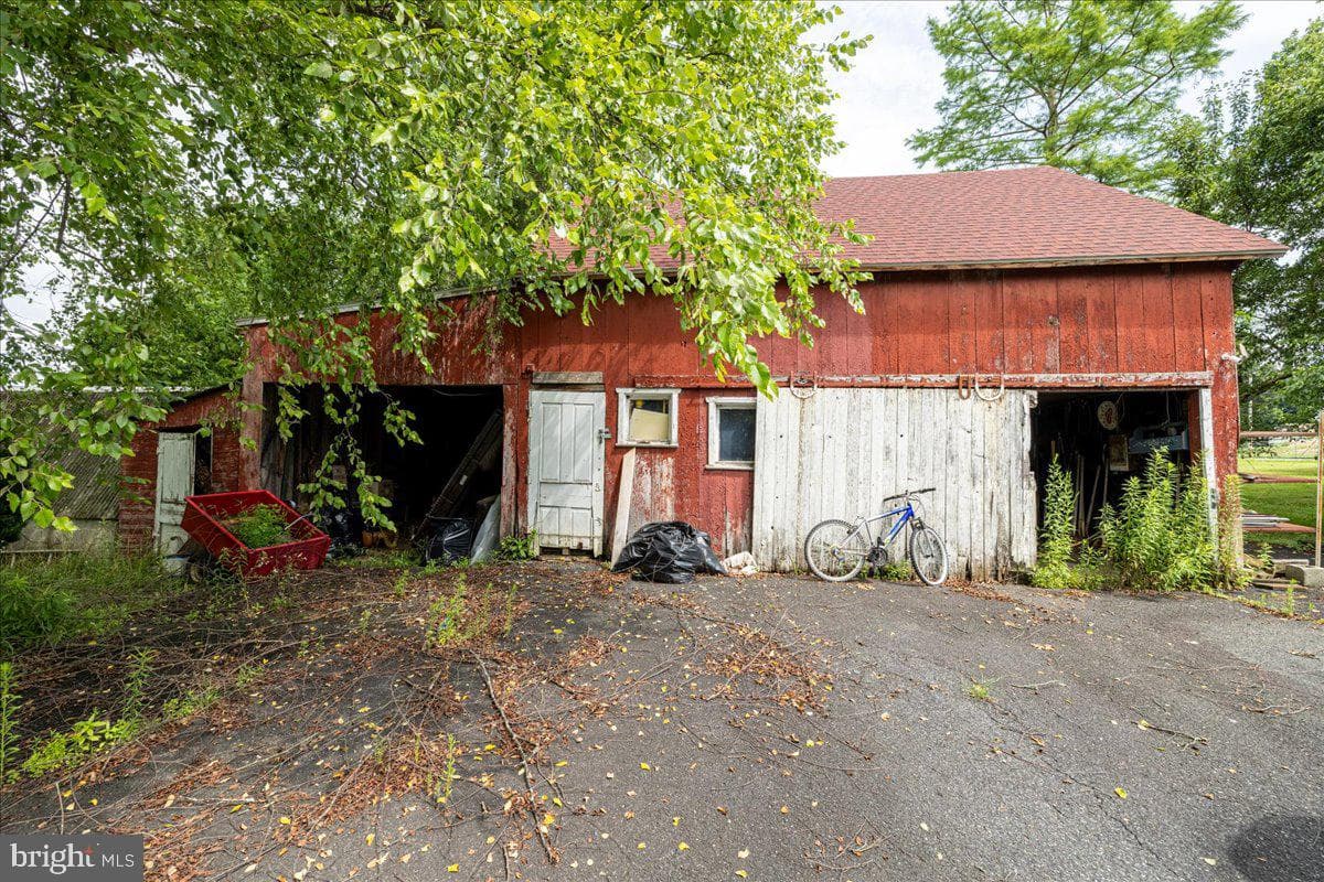 2260 Allentown Road photo 24