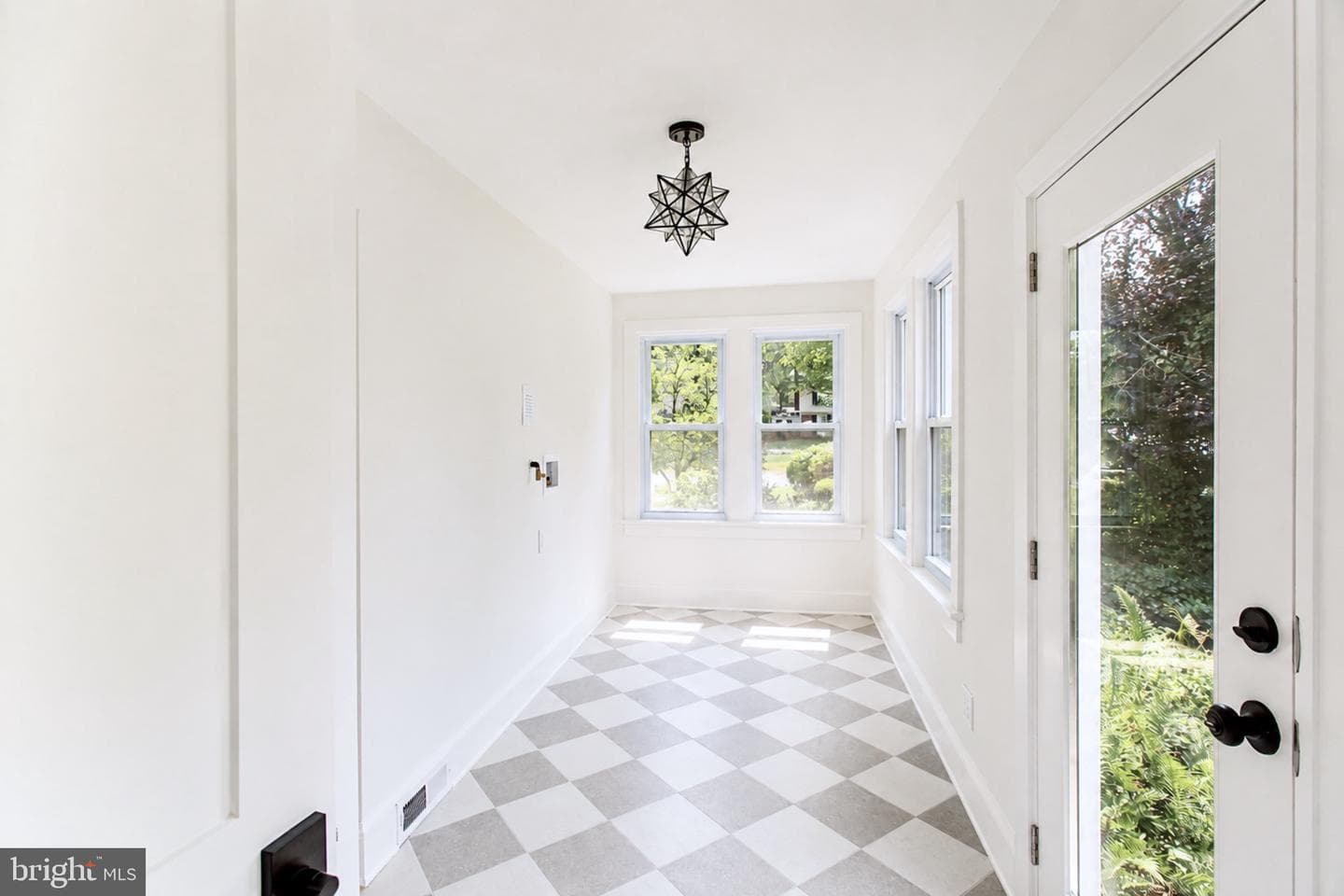 1500 Yardley Road photo 14