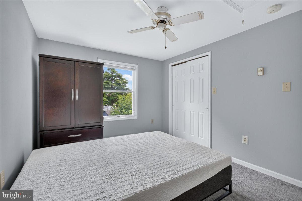2836 Marion Avenue photo 26