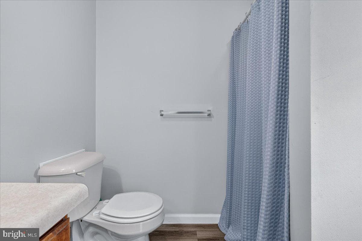 2836 Marion Avenue photo 33