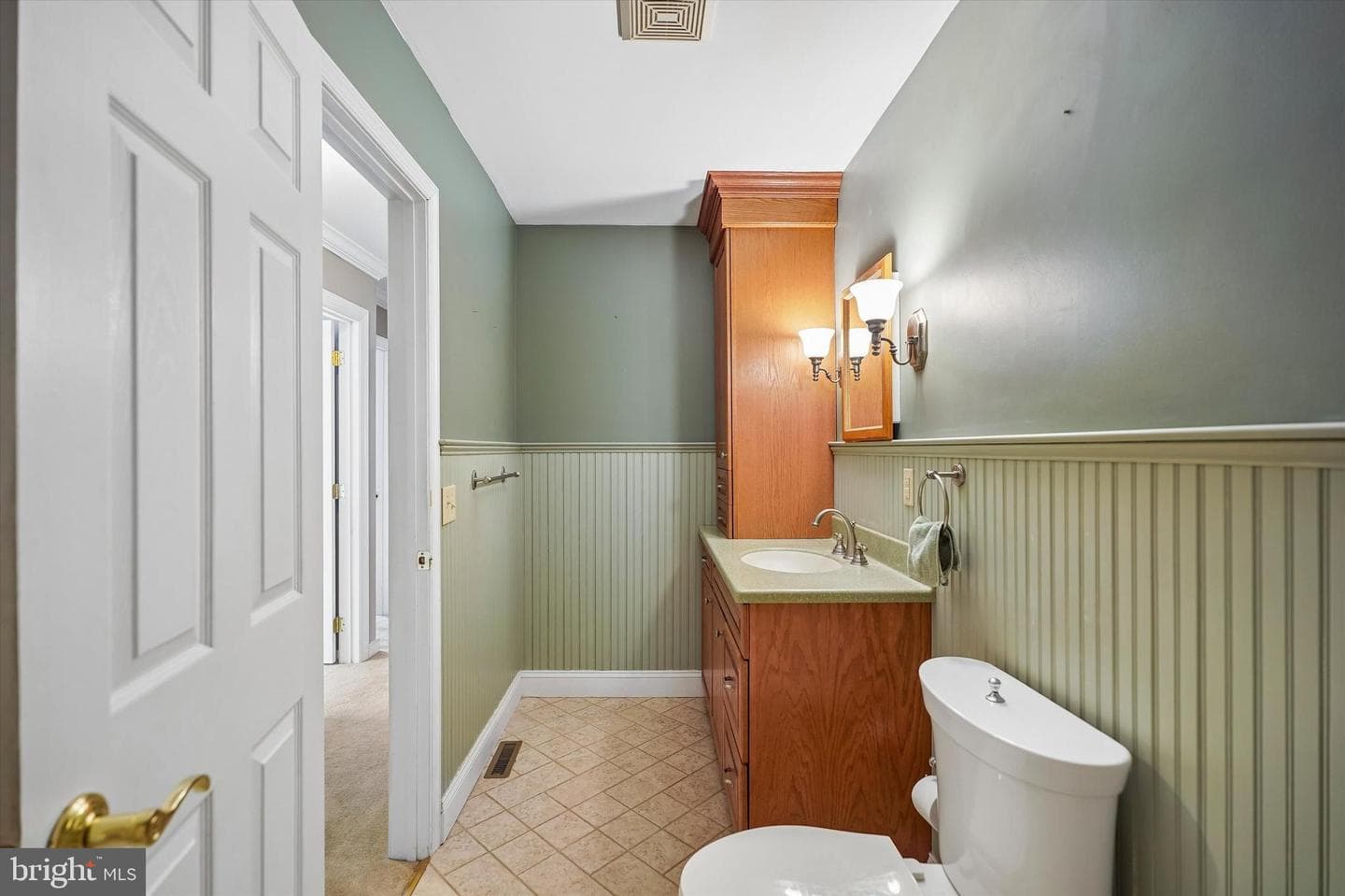 52 Castlewood Drive photo 15