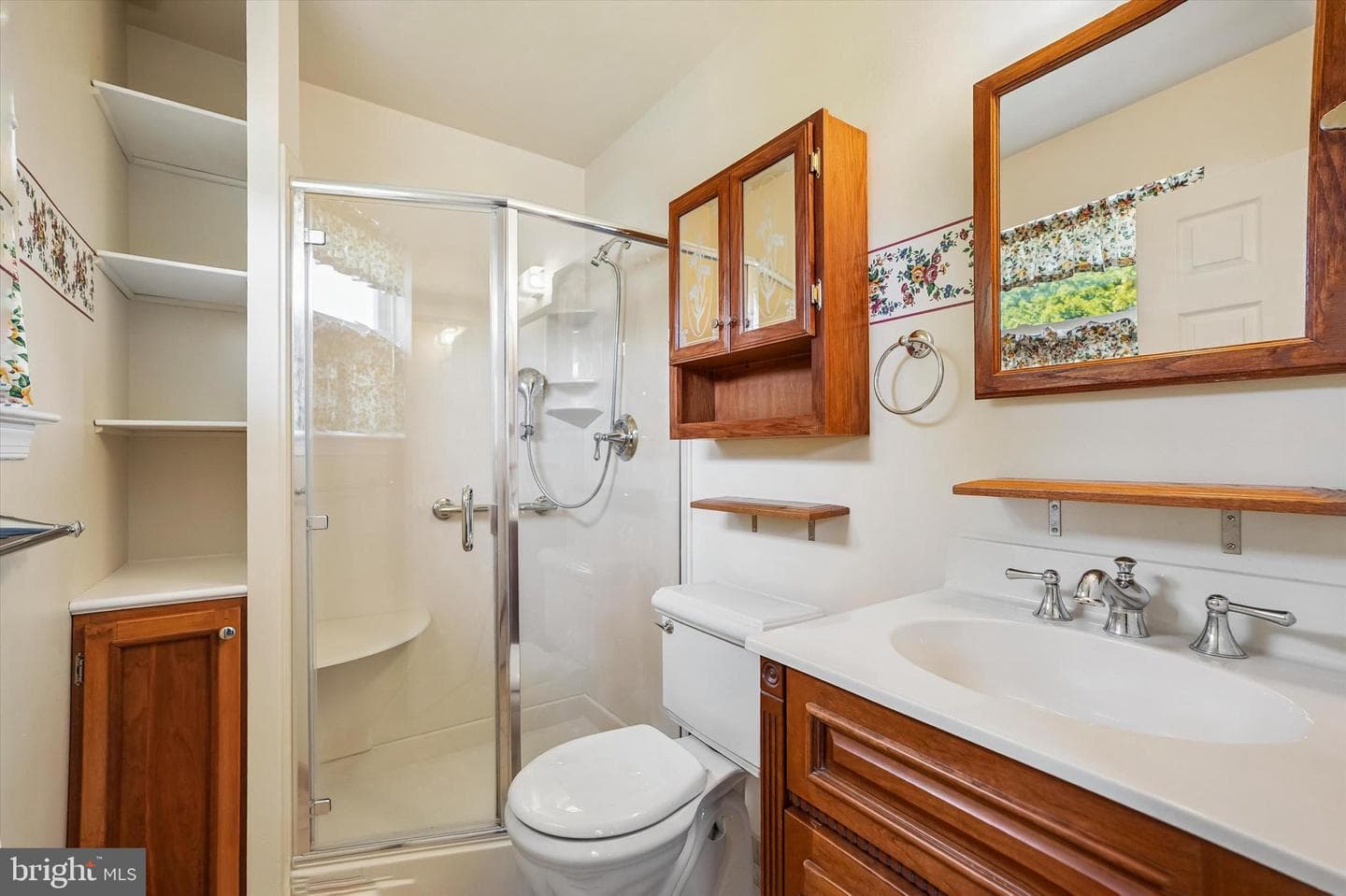 52 Castlewood Drive photo 21