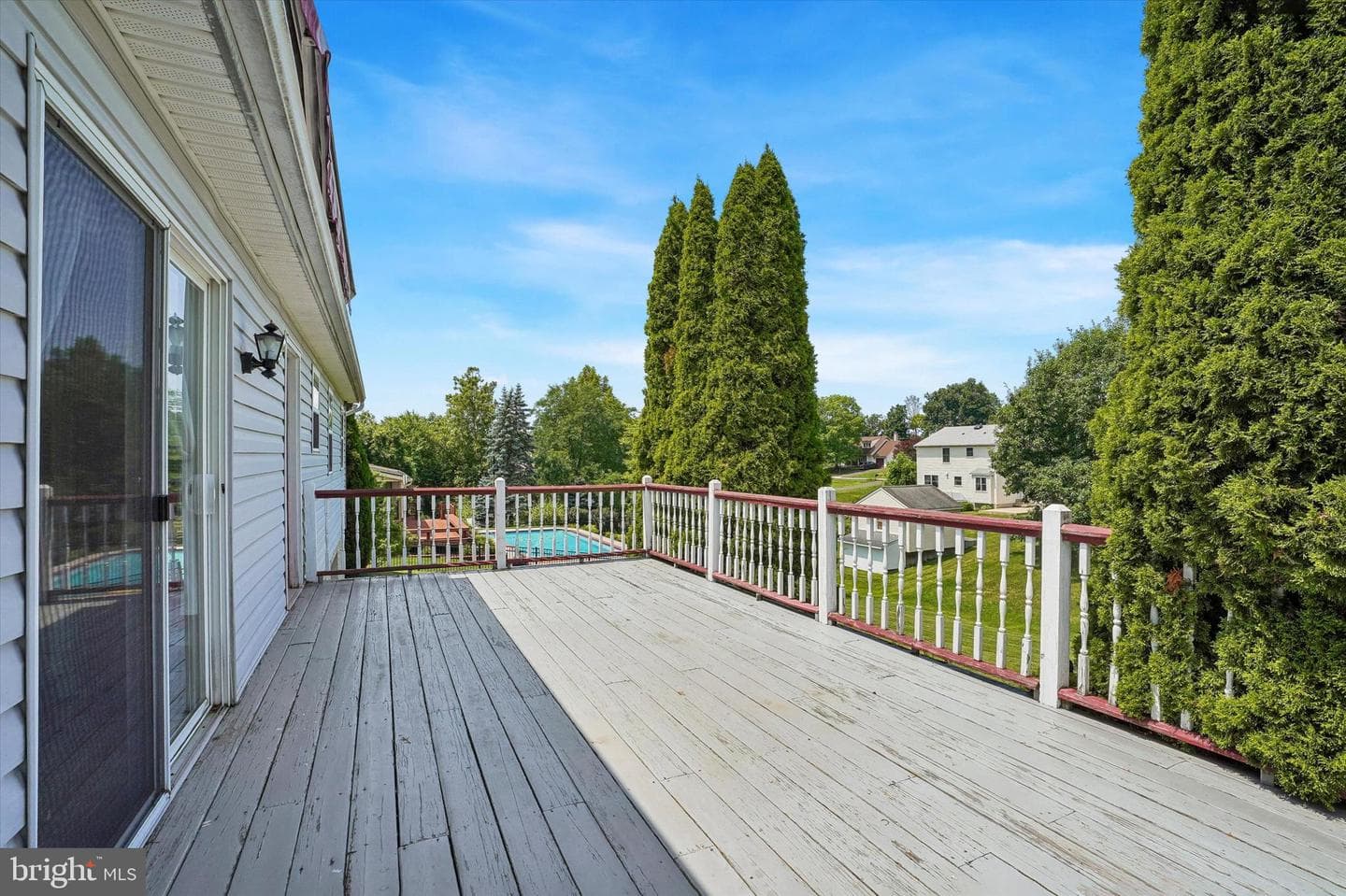 52 Castlewood Drive photo 34