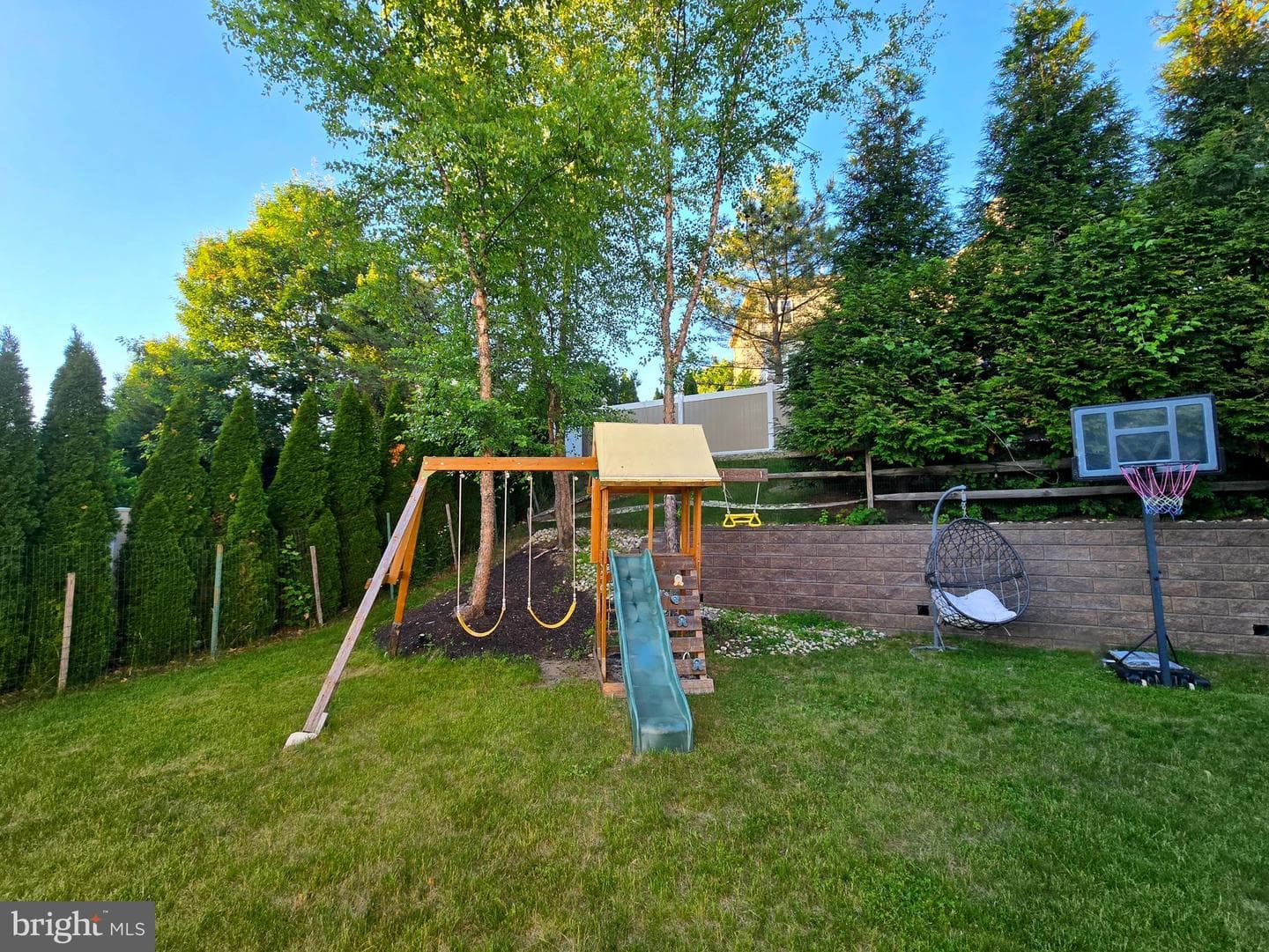 18 Beechwood Boulevard photo 54