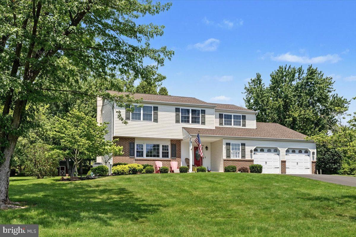 9 Brookdale Drive, Doylestown