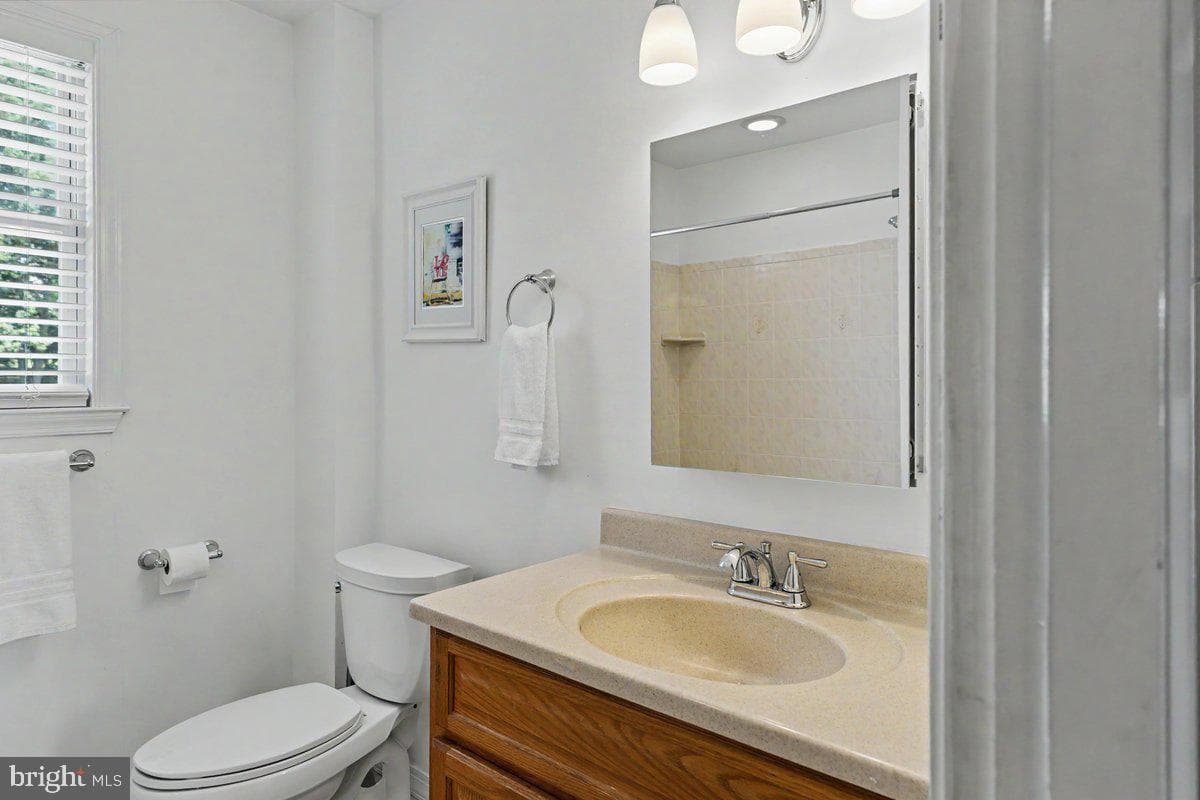 9 Brookdale Drive photo 21