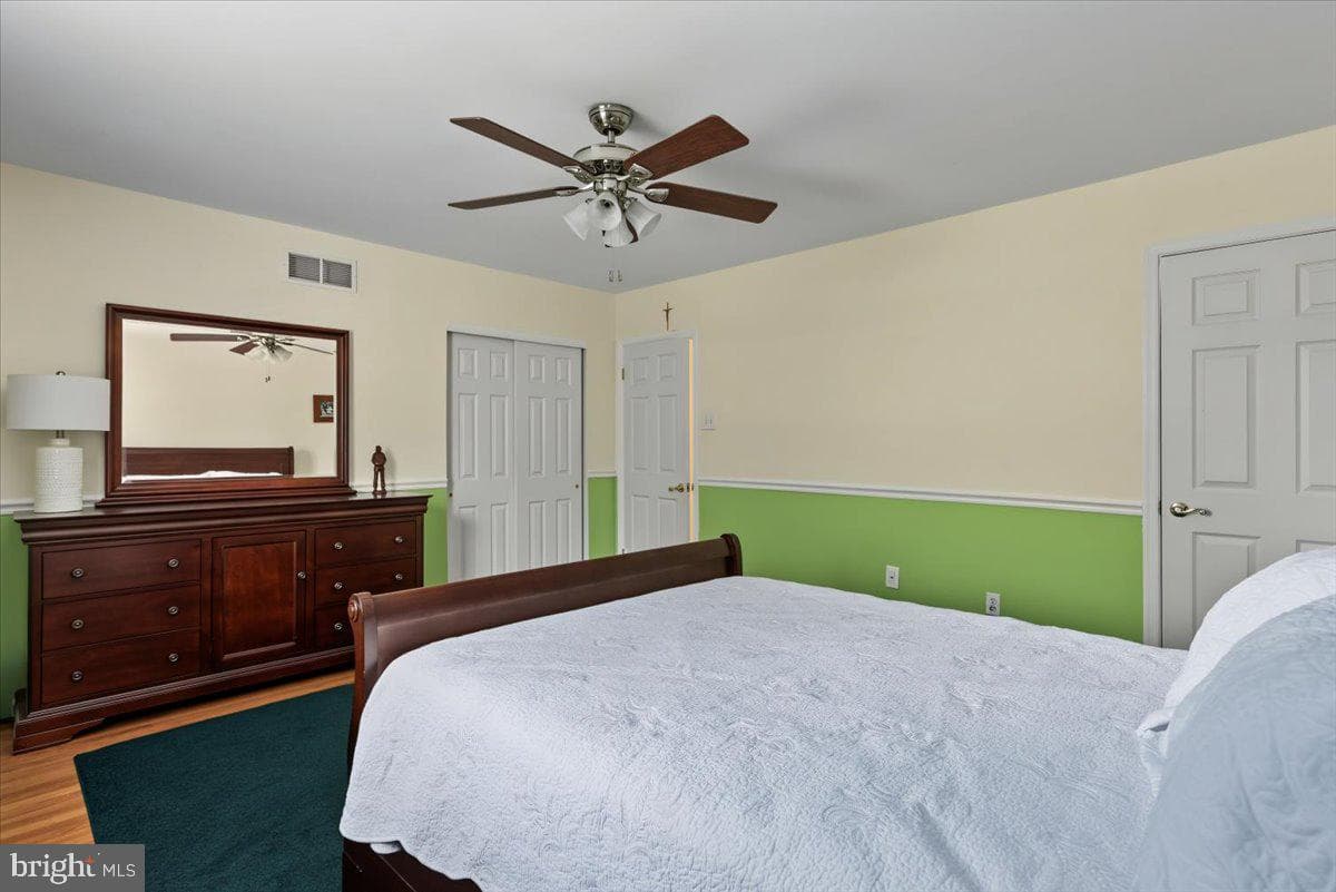 9 Brookdale Drive photo 23