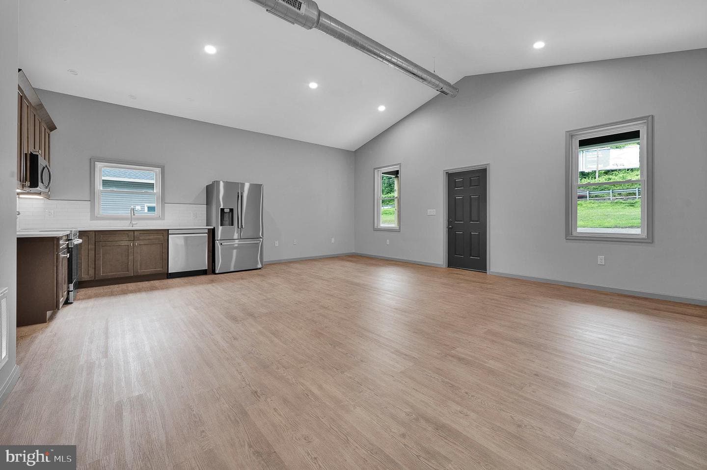 1407 Rising Sun Avenue photo 4