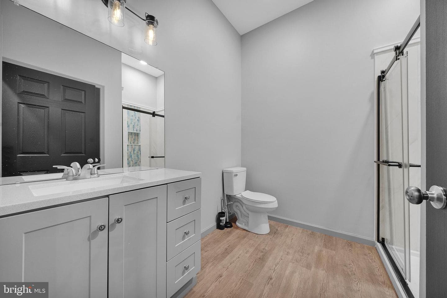 1407 Rising Sun Avenue photo 8
