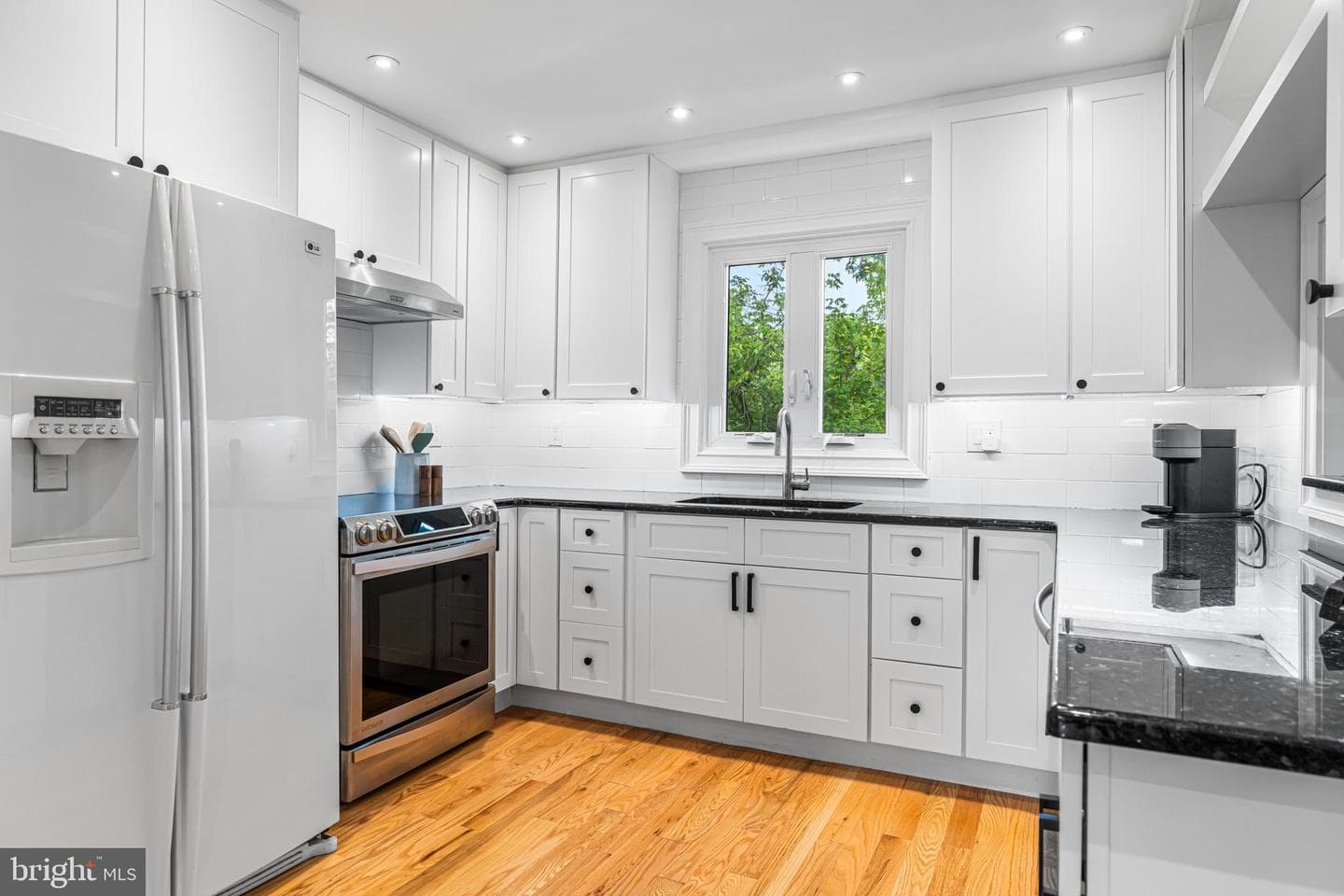 14 Brighton Place photo 11
