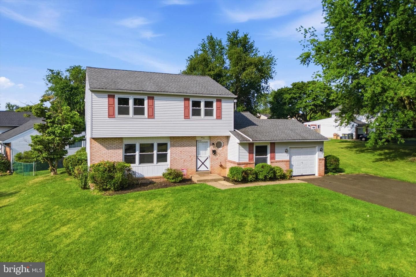 450 Coldspring Road, Southampton