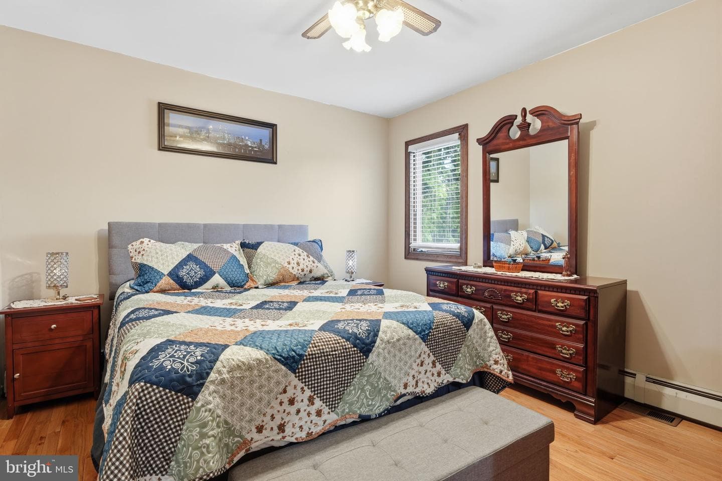 560 Lower Holland Road photo 26