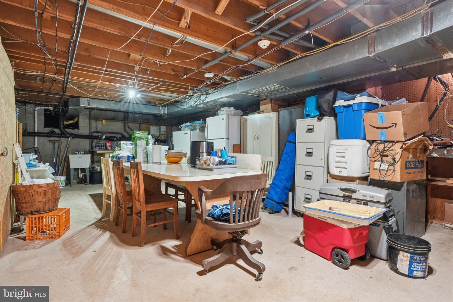 560 Lower Holland Road photo 44