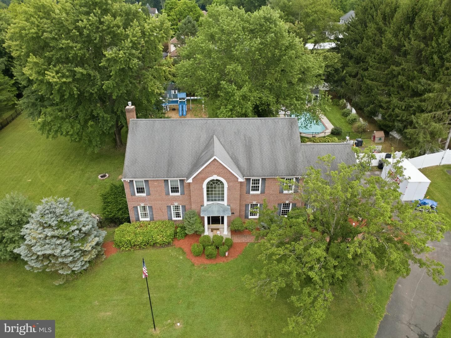 6 Jennifer, Churchville