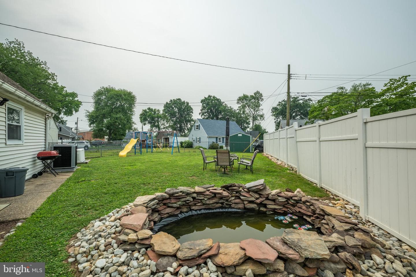 587 Arbor Road photo 9