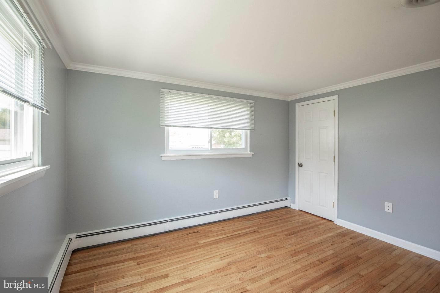 772 Clifford Street photo 21