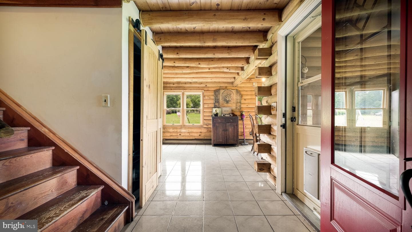 1203 W Bristol photo 10