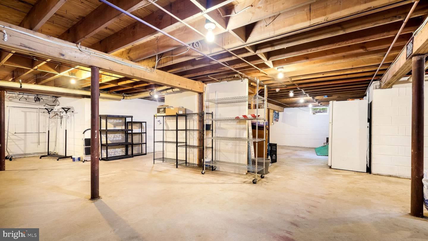 1203 W Bristol photo 34