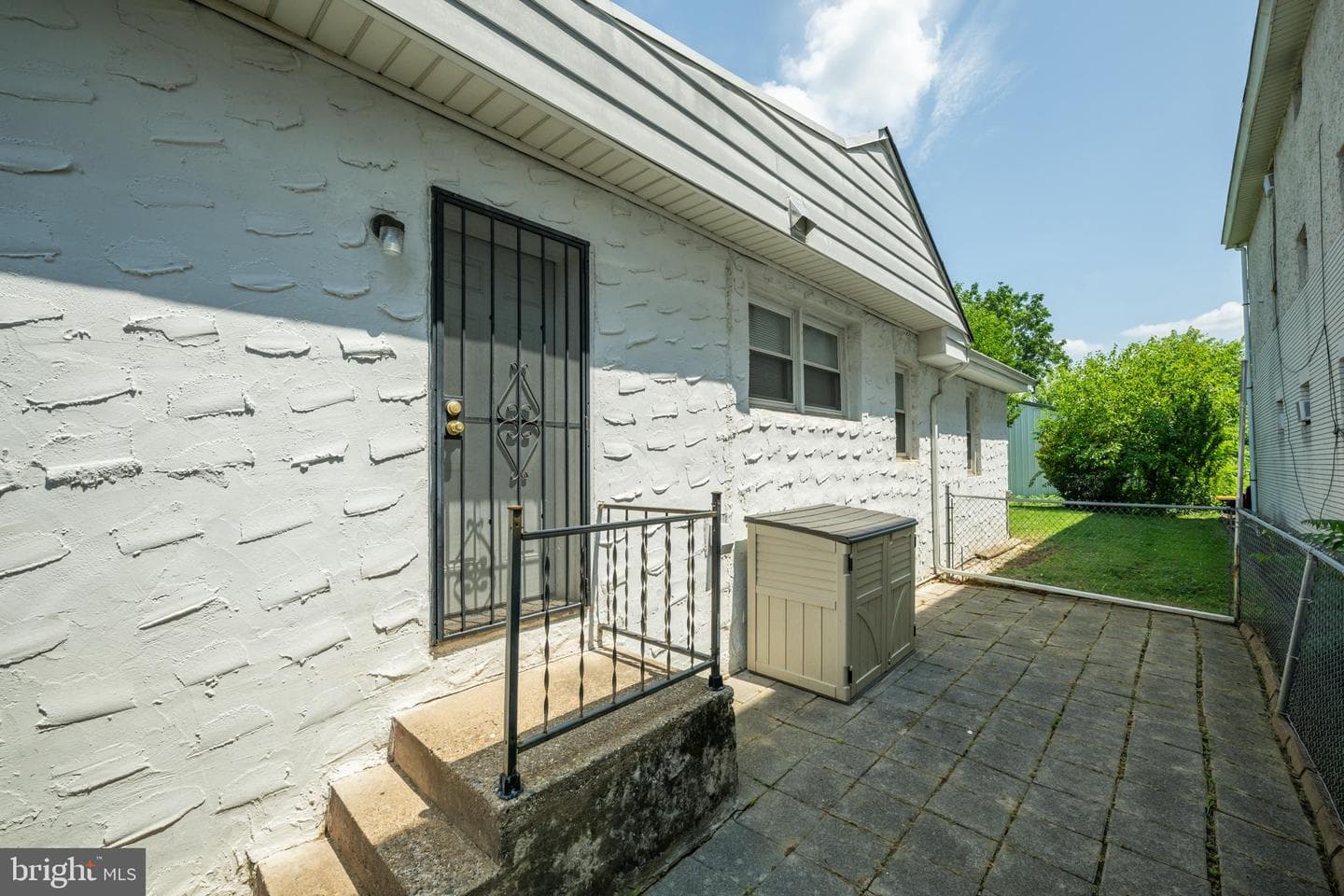233 Centre Street photo 20