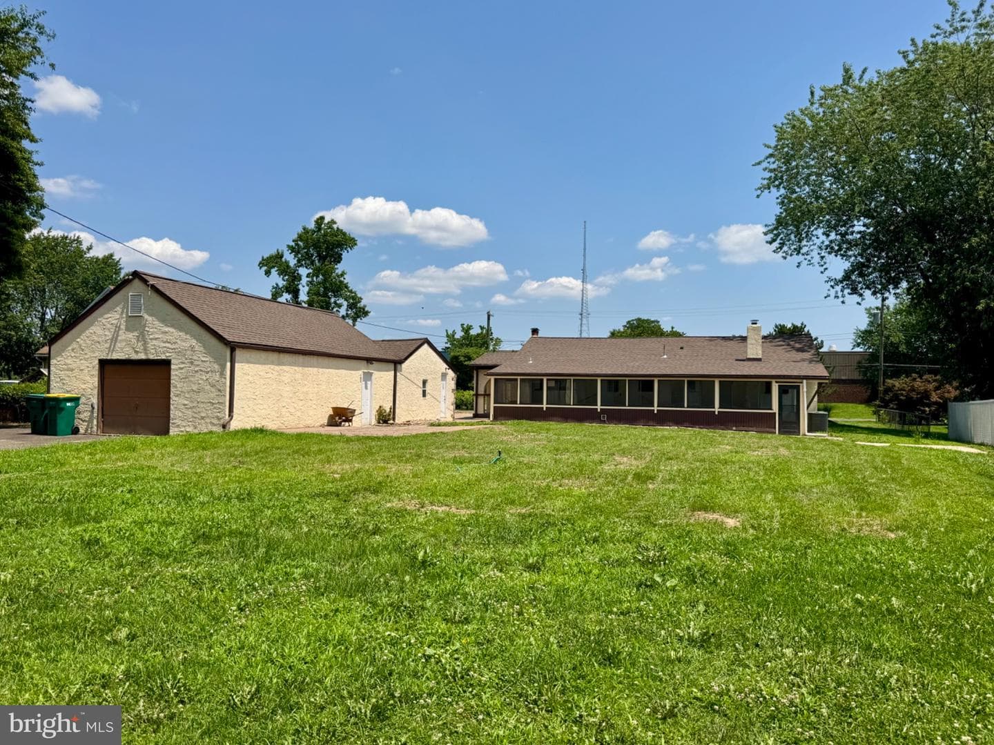 454 Dunksferry Road photo 15