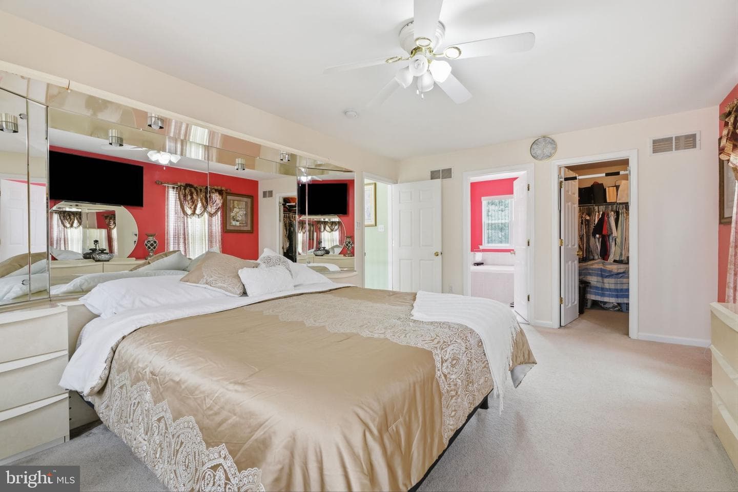 2347 Maple Avenue photo 26