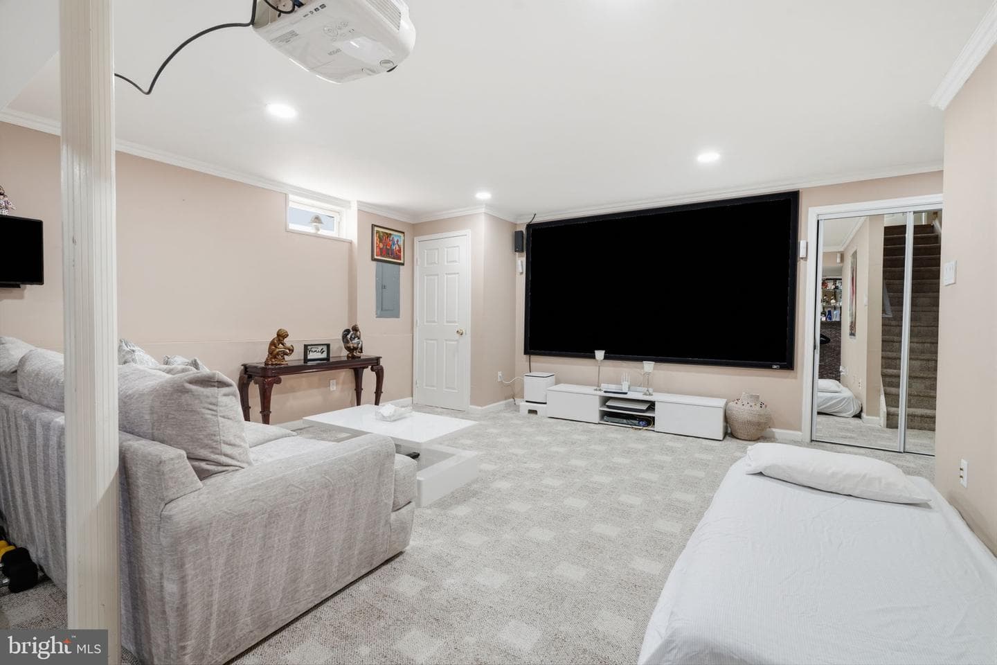 2347 Maple Avenue photo 31