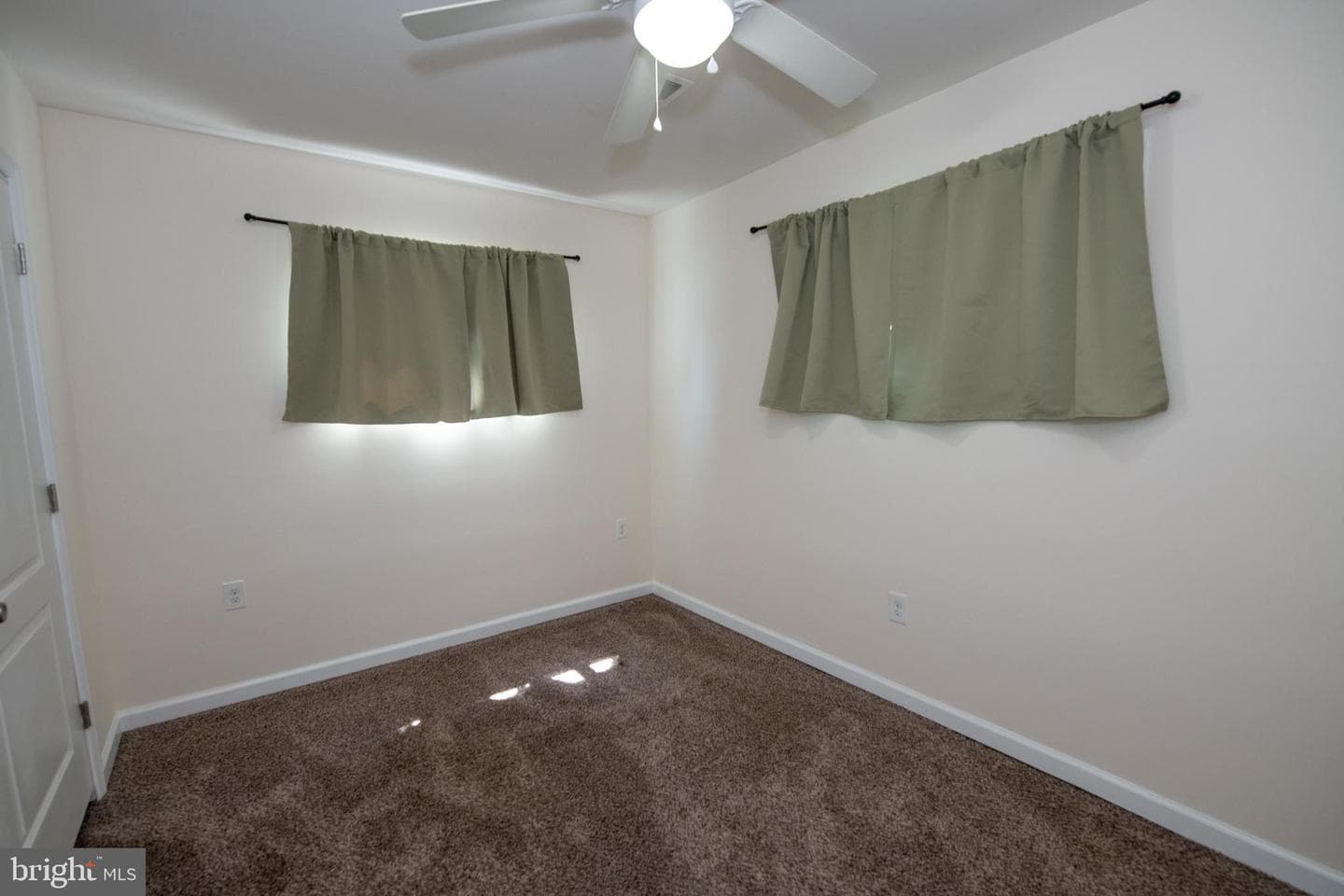 31 Roundwood Lane photo 19