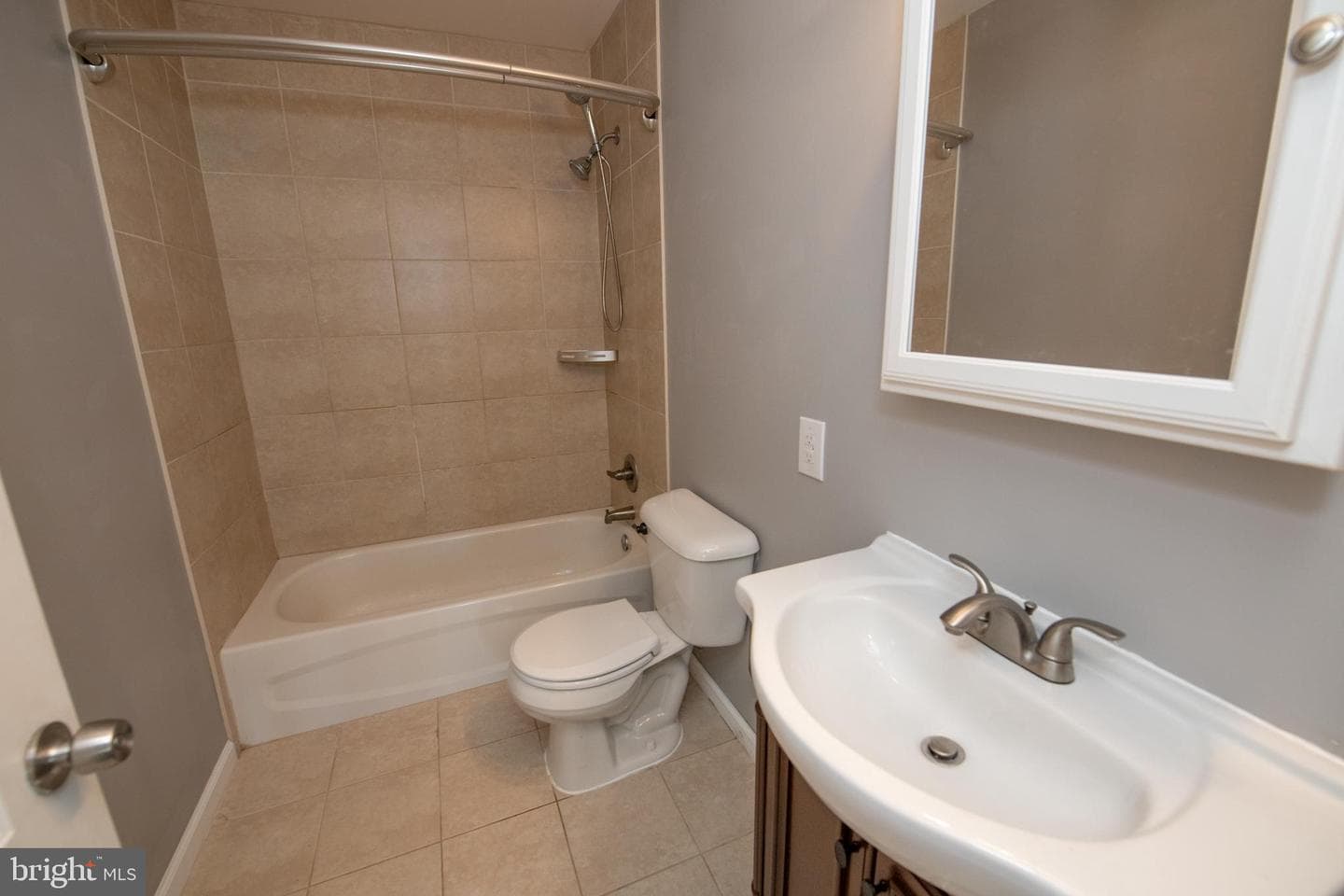 31 Roundwood Lane photo 23
