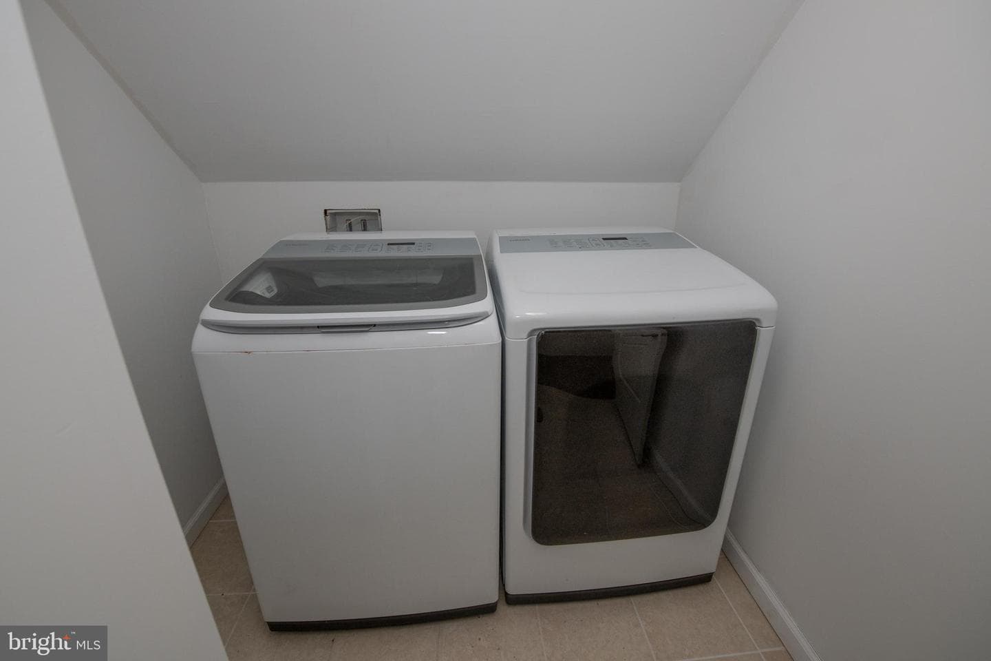 31 Roundwood Lane photo 41