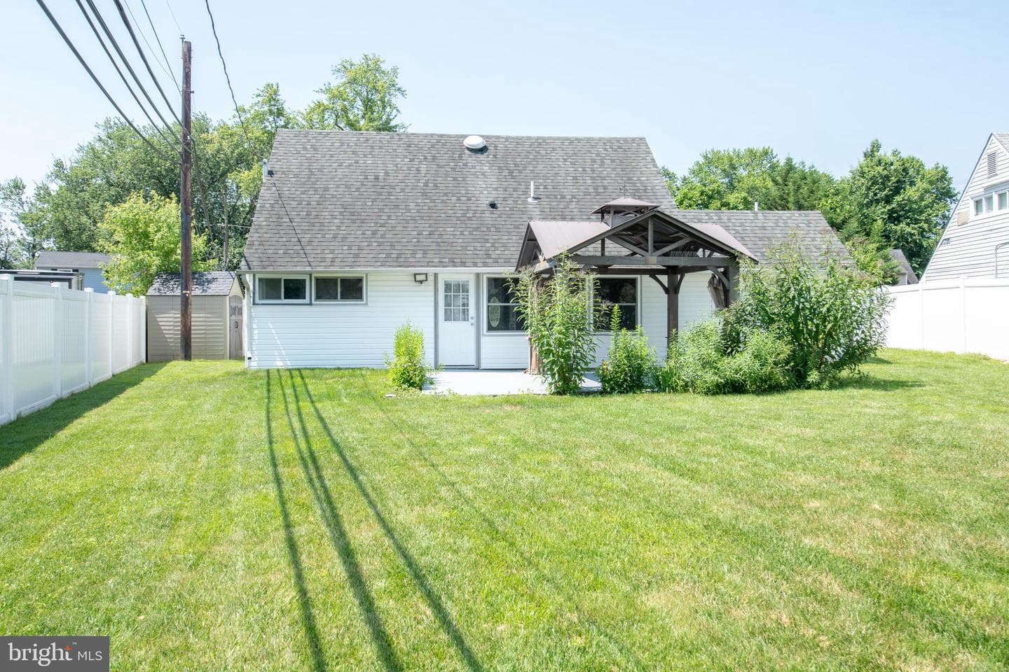 31 Roundwood Lane photo 44